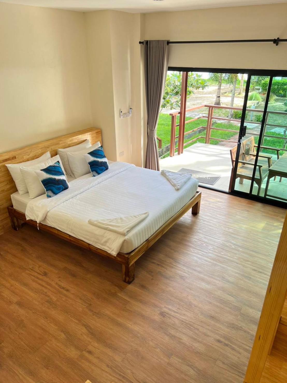 Siam Beach Resort Koh Chang Exterior photo